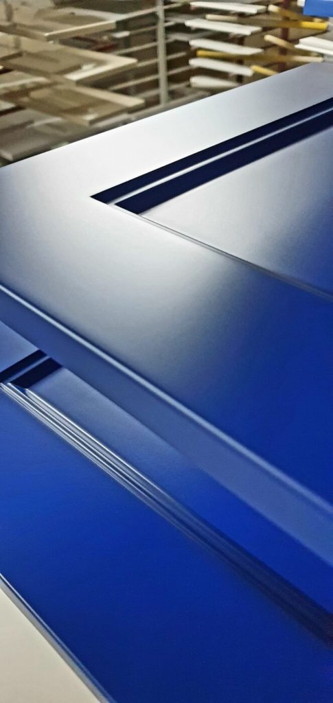 Frontline fronty lakierowane